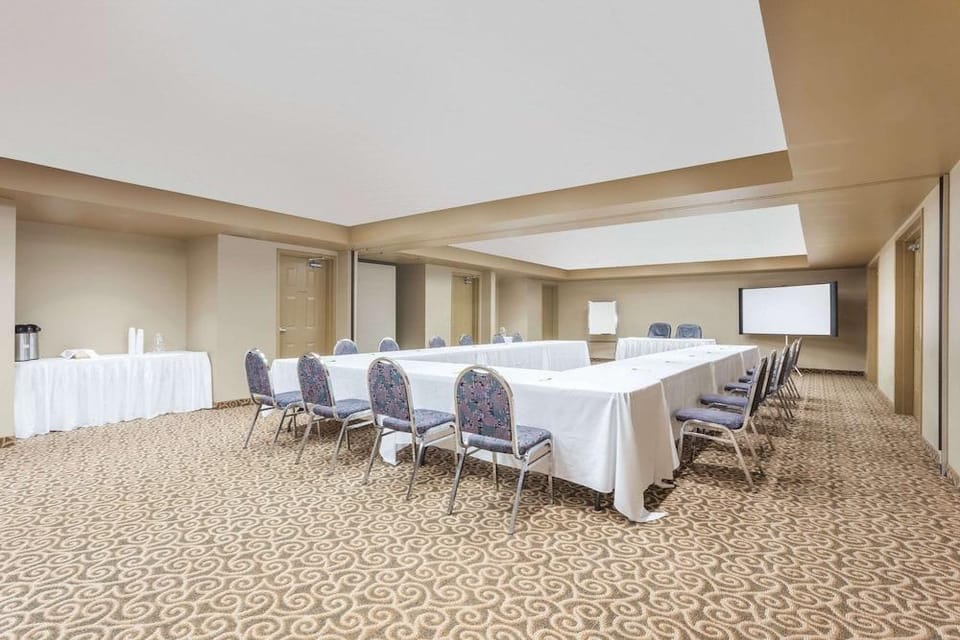 Super 8 Abbotsford BC Hotel in Abbotsford