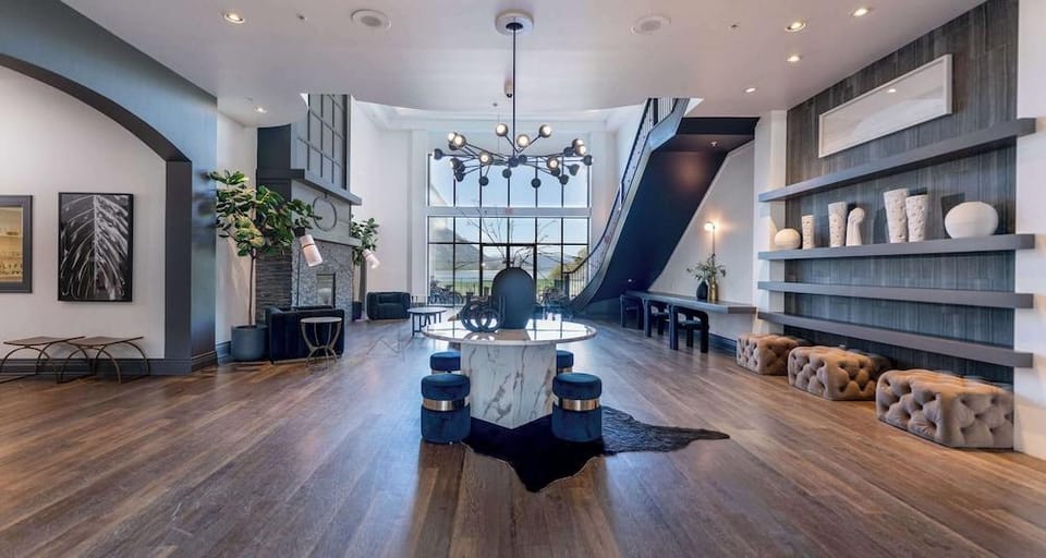 Prestige Harbourfront Resort Salmon Arm Hotel in Salmon Arm