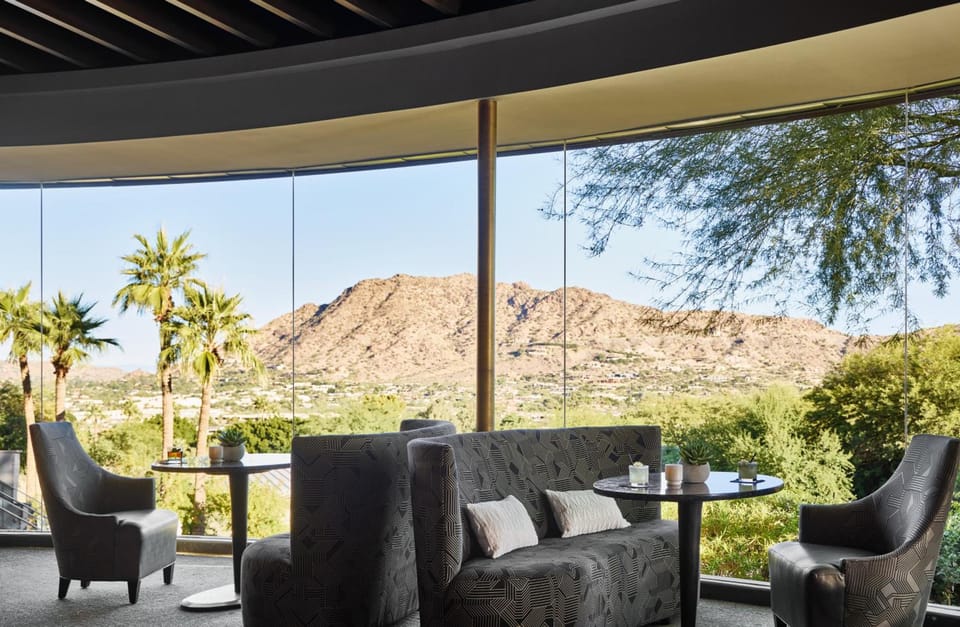 Sanctuary Camelback Mountain Resort and Spa Hotel in Paradise Valley
