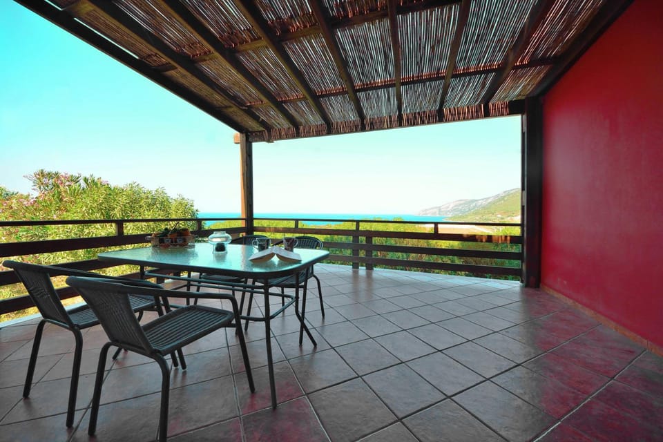 Mouzakis Villas Hotel in Samos, Greece