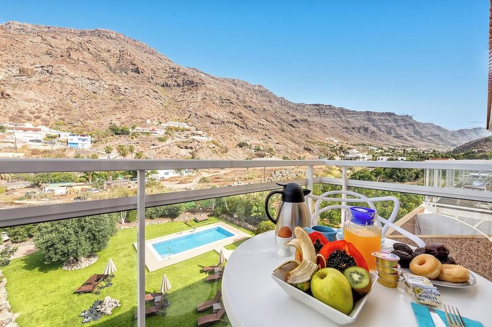 Sol Mogan Suites Hotel in Comarca Sur