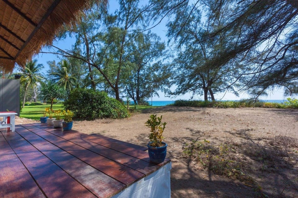 Micky Monkey Beach Hotel Phuket Mai Khao Thailand Apartment hotel in Mai Khao