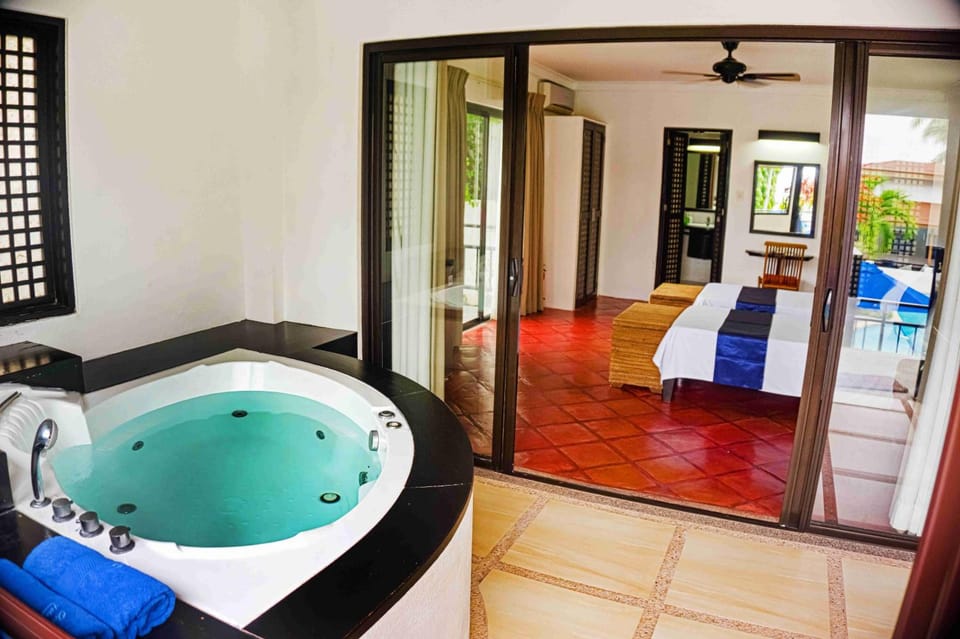 Out of the Blue Resort Resort in Puerto Galera