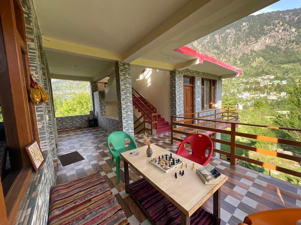 By The Way Inn in Manali