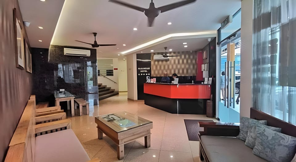 Padungan Hotel Hotel in Kuching