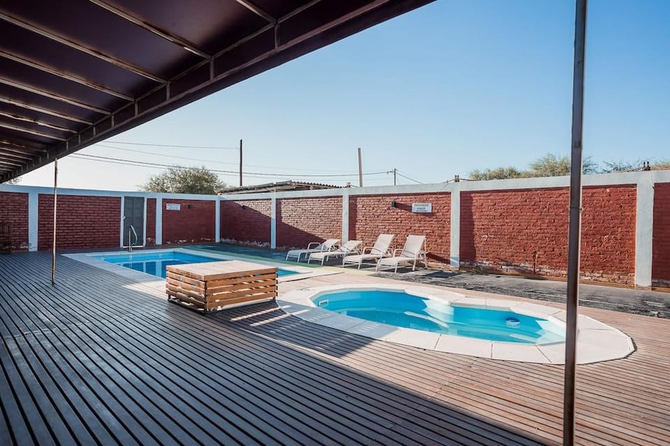 Hotel Raquelito Hotel in San Juan Province, Argentina