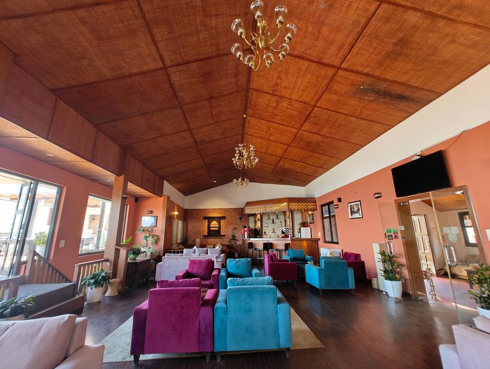 Bar/lounge