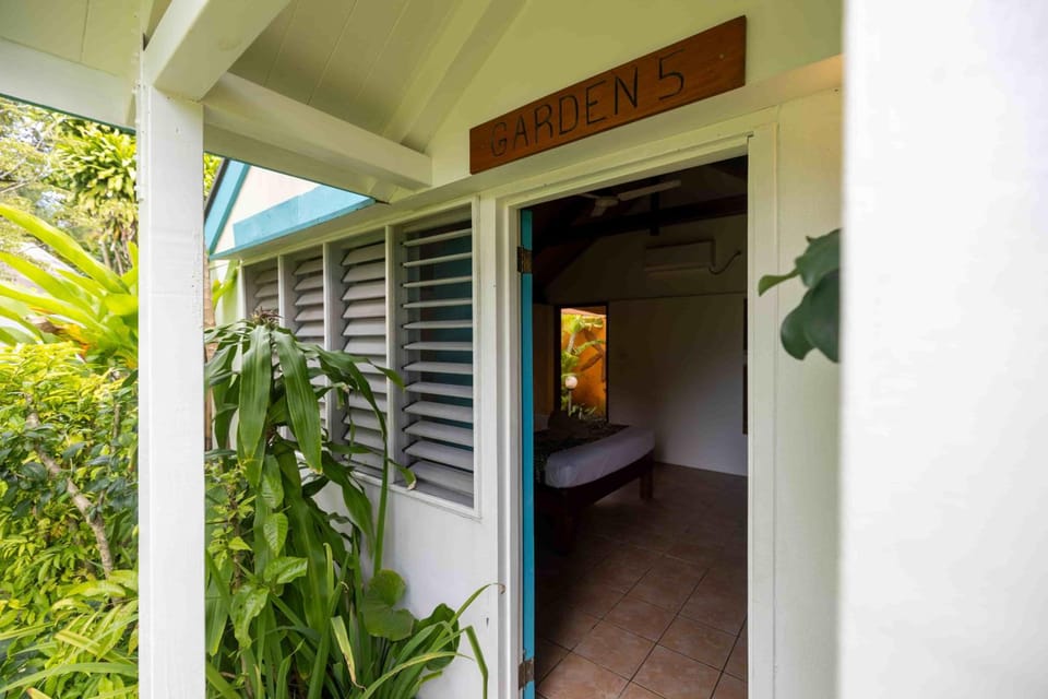 The Beachouse Hostel in Baravi