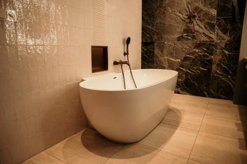 Fortuna Suites Hotel in Middelburg