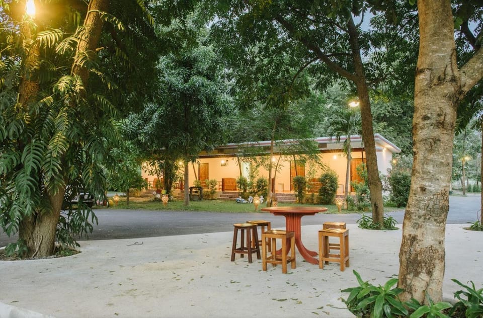 Baanrimnam Banpong Resort in Thailand