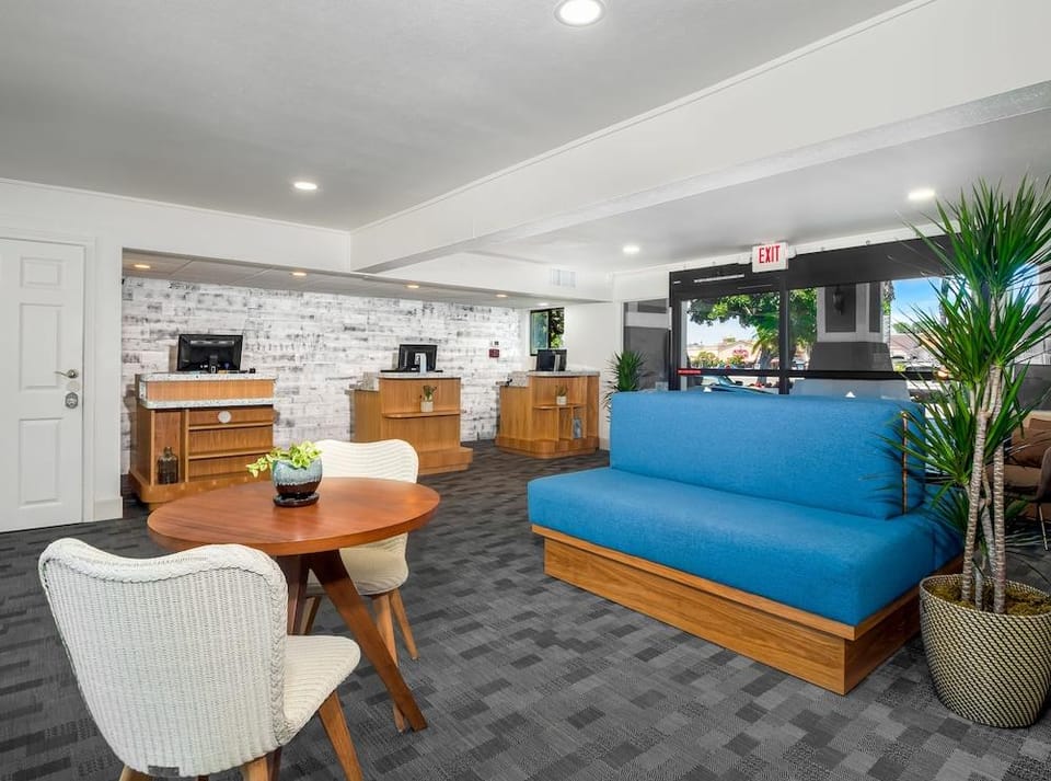 Holiday Inn-Carlsbad the Sea Hotel in Carlsbad