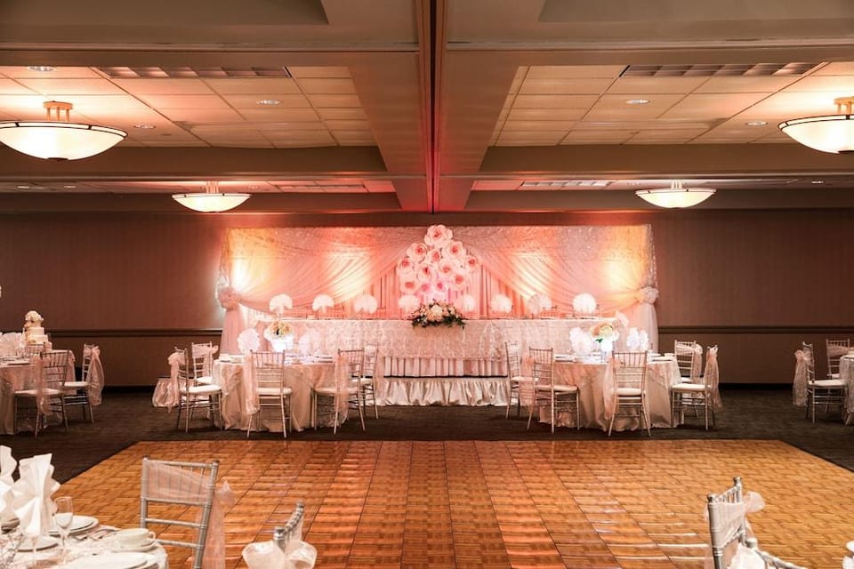 Holiday Inn-Concord Hotel in Pleasant Hill