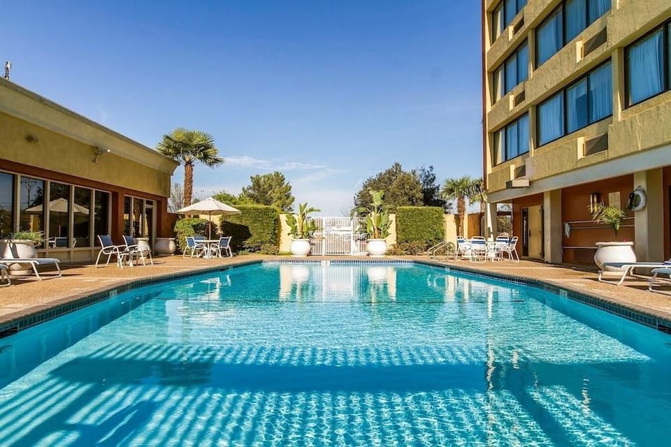 Holiday Inn-Concord Hotel in Pleasant Hill
