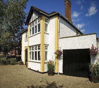 Sandfield House Hotel in Oxford