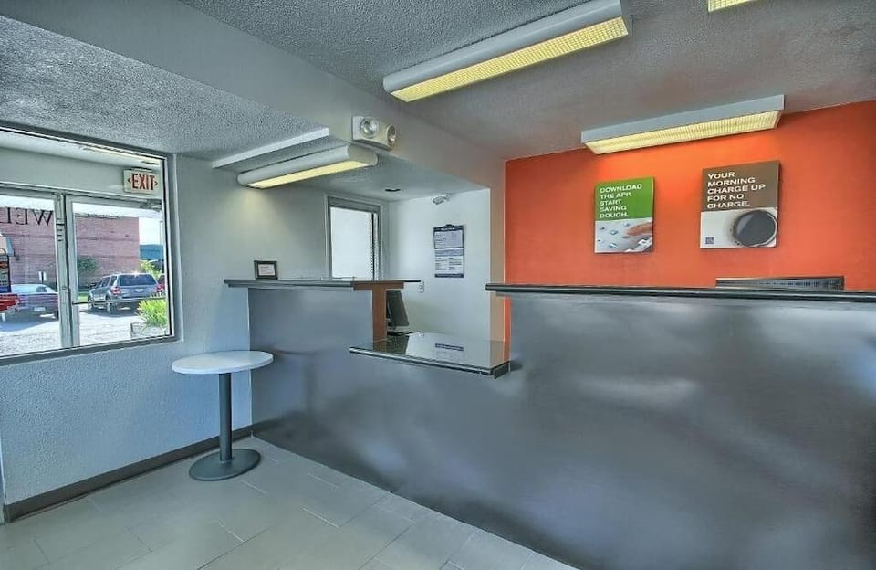 Motel 6 Hotel in Lima
