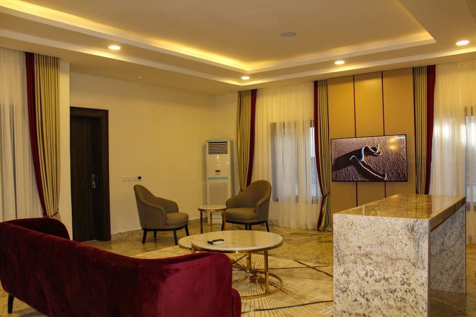 Fahrenheit Hotel Hotel in Abuja