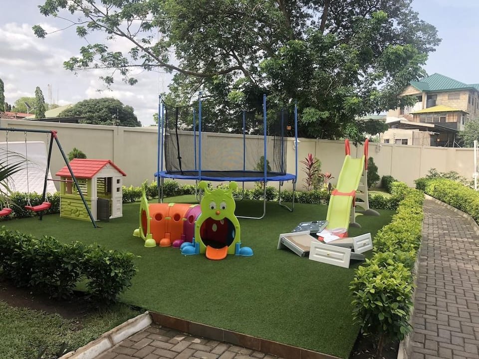 James Persia Piece Hotel in Accra