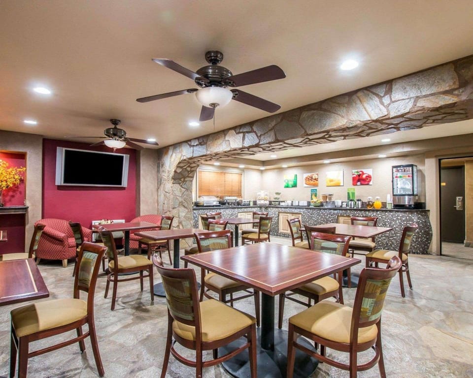Coffee shop
