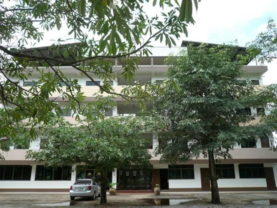 Sunshine Mansion Kabinburi Apartment hotel in Laos