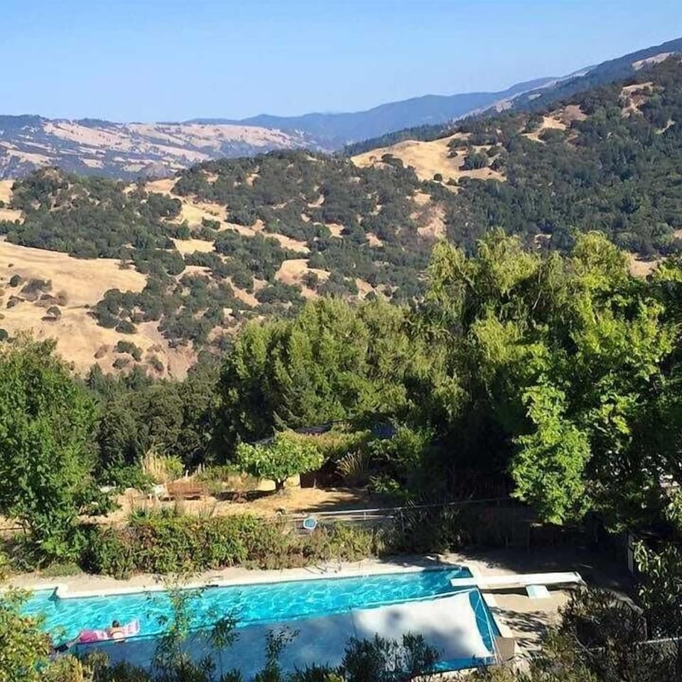 Heartwood Mountain Sanctuary Hotel in California