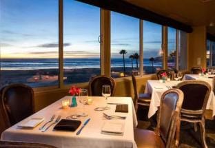 SeaVenture Restaurant Hotel in Pismo Beach