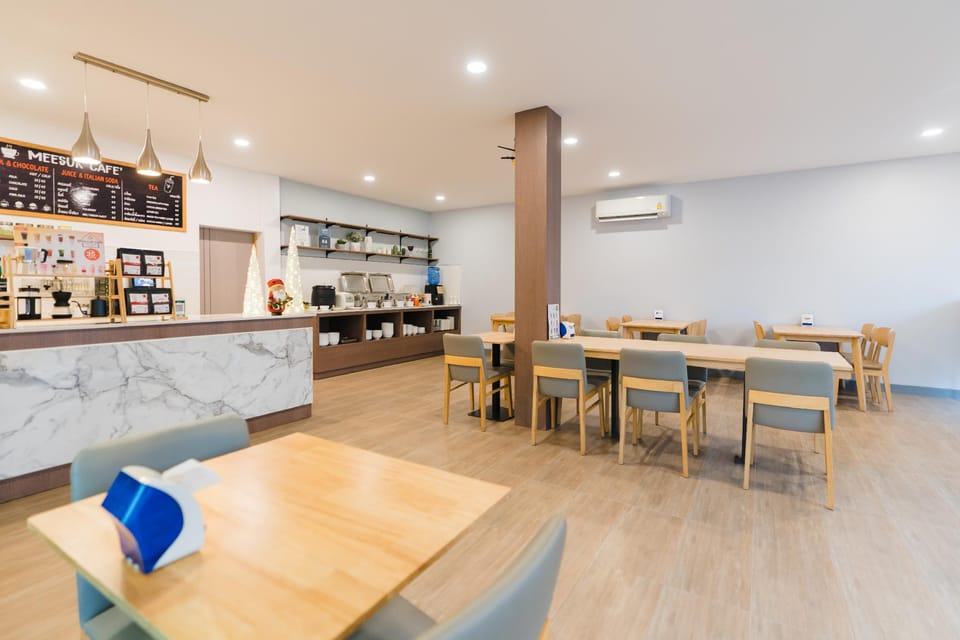 Coffee shop