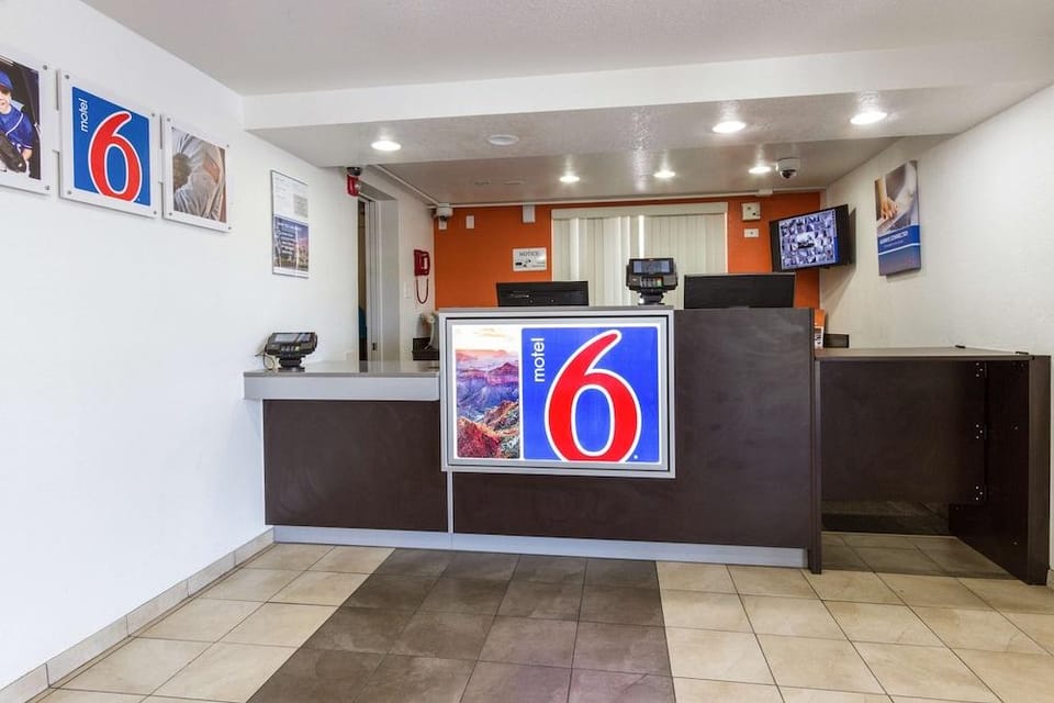 Motel 6 Hotel in Tempe