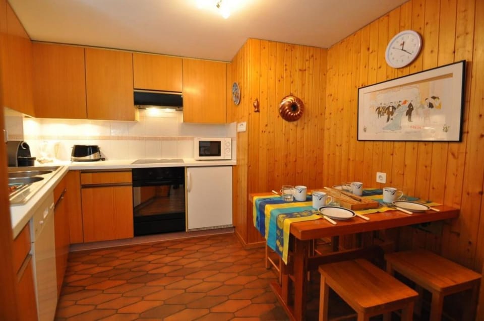 La Villa Emeline - Apartment Emilie Hotel in Zermatt