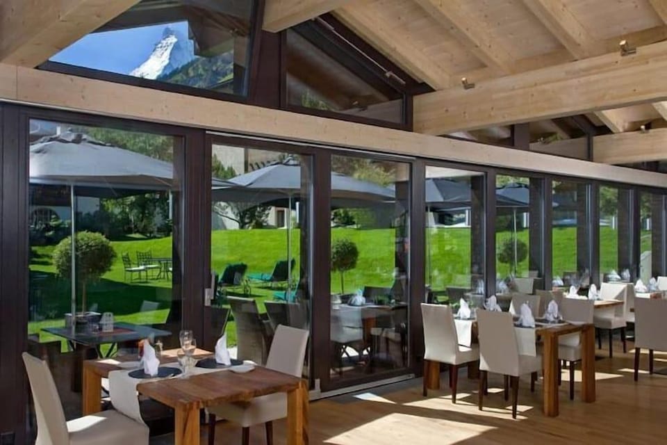 Hotel Mirabeau Hotel in Zermatt