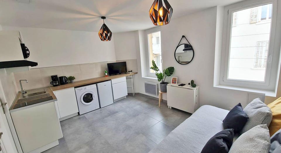 GregBnb - Le Valbourdin - Toulon Ouest Hotel in Toulon