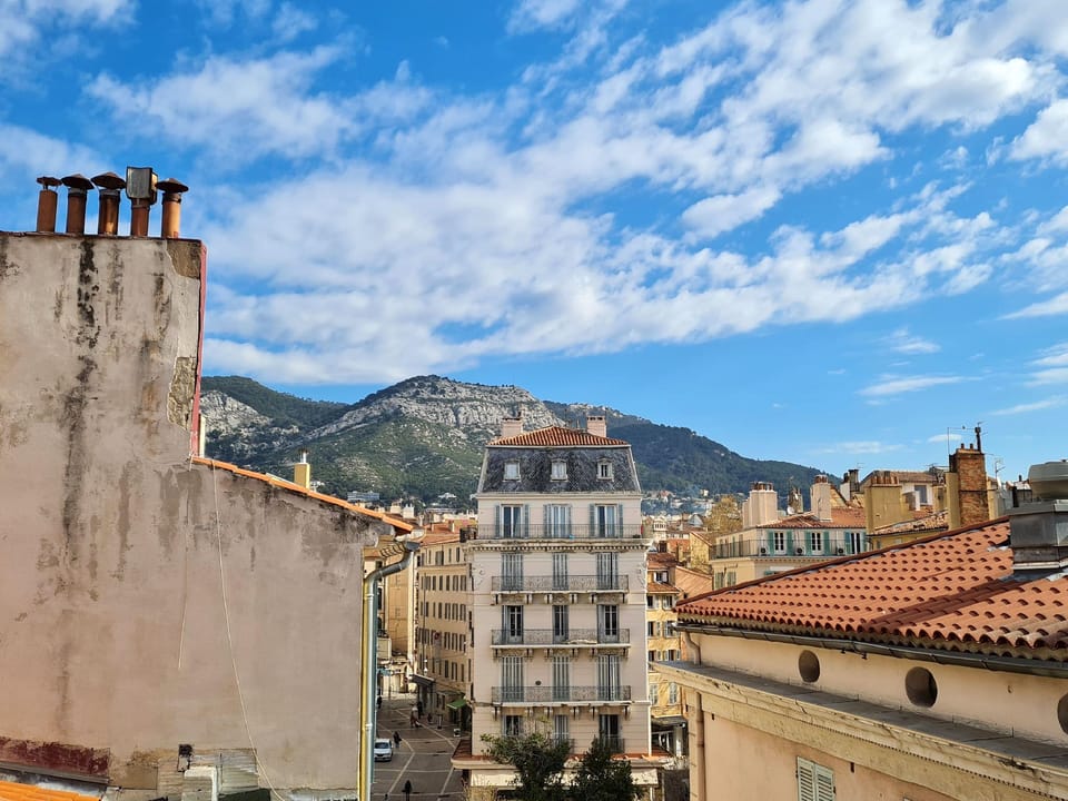 GregBnb - L'Hyper-Centre - Toulon Hotel in Toulon