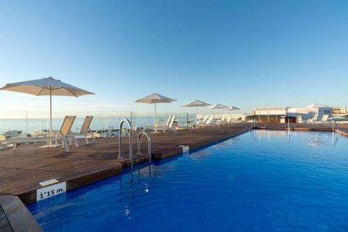 AluaSun Lago Rojo Hotel in Torremolinos