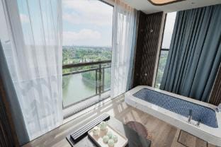 HONGJING FOURS SEASONS HOTEL Hotel in Shanghai