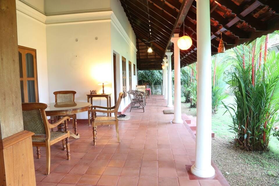 Kovilakam Lakeside Villa Hotel in Kerala