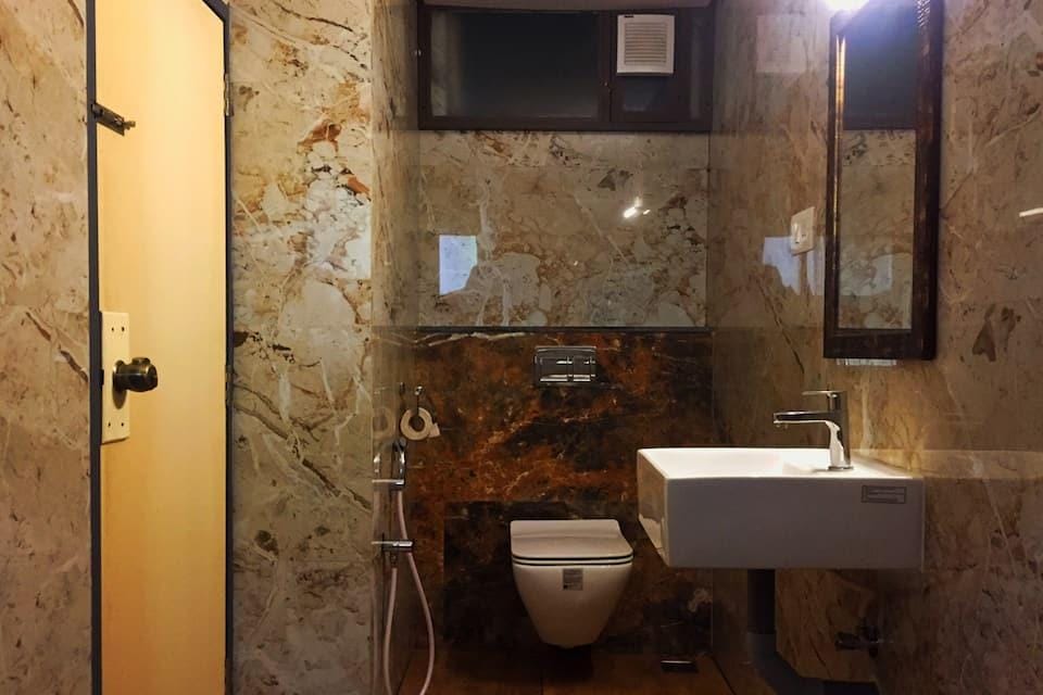 Crystal Park (Opp US Consulate) Hotel in Chennai