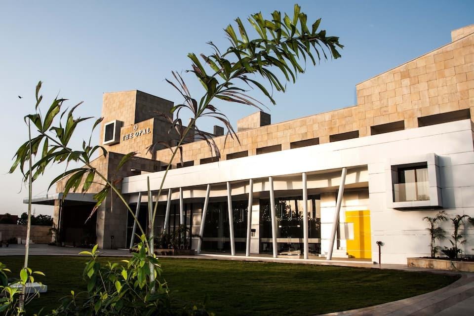 The Opal Hotel in Uttar Pradesh
