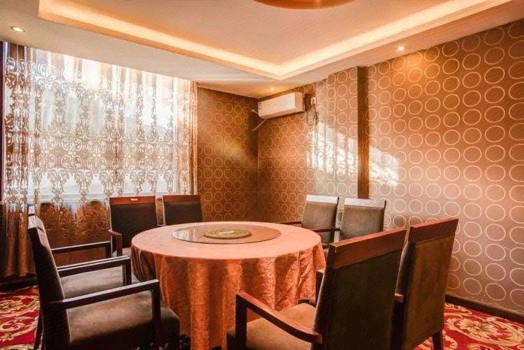 Shigatse Wangrun Hotel Hotel in China