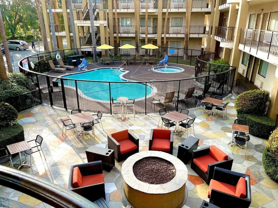Clarion Hotel Hotel in Santa Ana