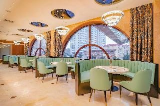 Grand Regency Hotel Lobby Bar Hotel in Qingdao