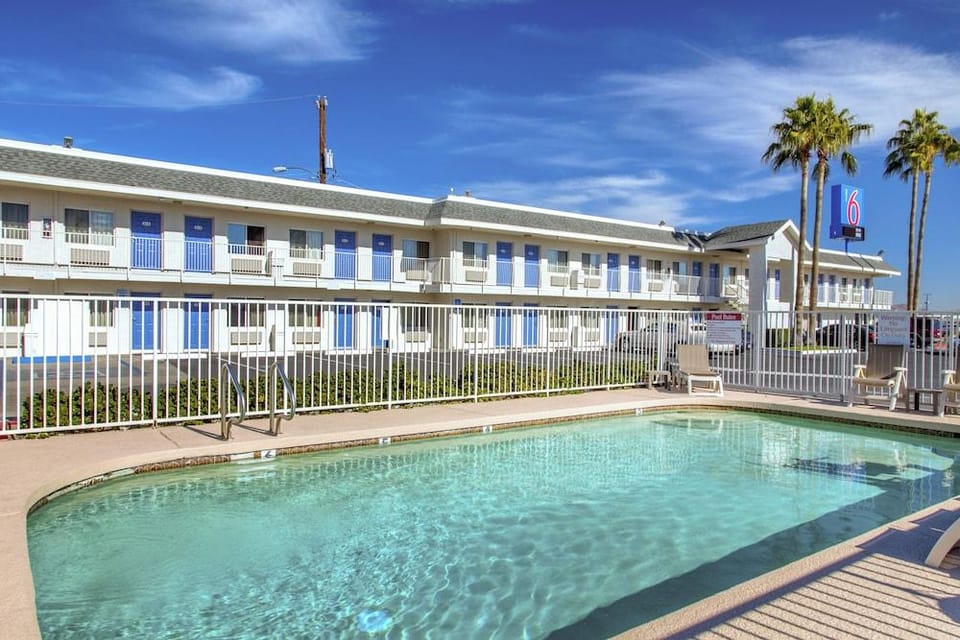 Motel 6 Hotel in Phoenix