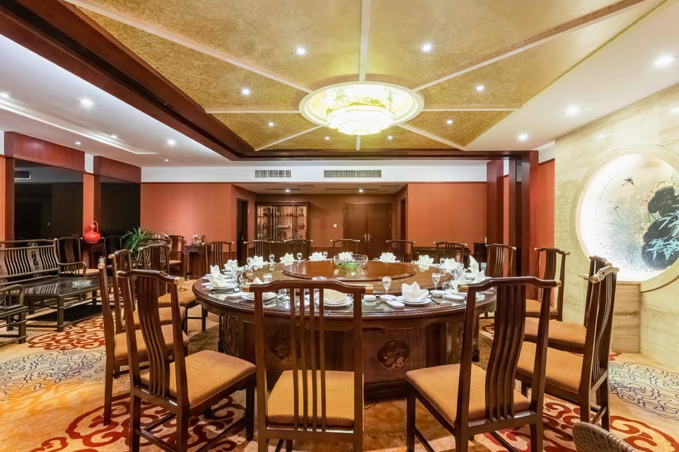 Jasmine Garden Resort Hotel in Nanjing