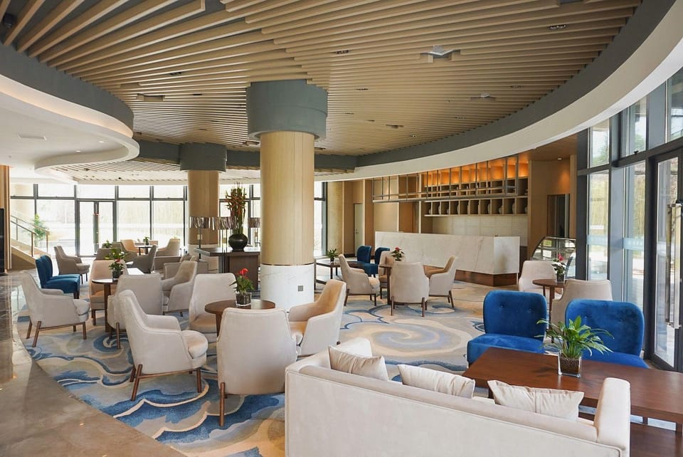 Riyuezhou Resort Hotel in Jiangsu