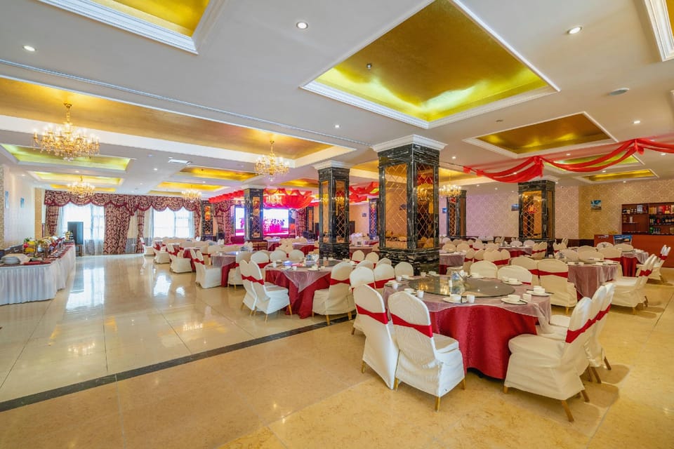 Lia Daocheng Resort Hotel in Sichuan