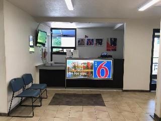 Best Western Airport Inn Hotel in Hermitage