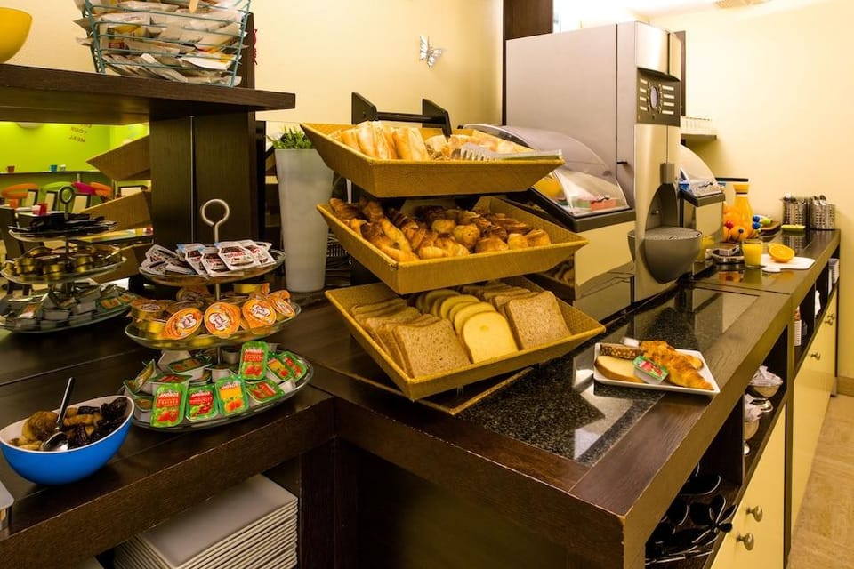 Arcantis Hotel Le Jules Verne Hotel in Nantes
