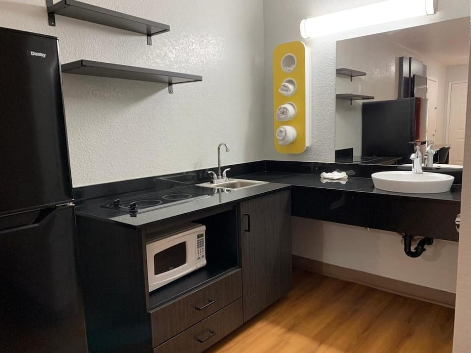 Motel 6 Hotel in Laredo