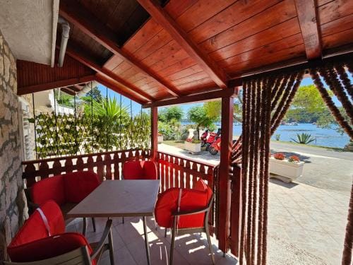 Guesthouse Dezeljin Hotel in Lika-Senj County