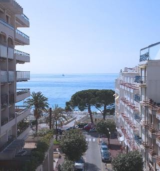 Eden Hotel Hotel in Antibes