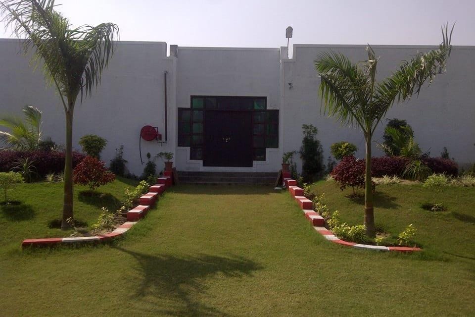 Highway Resort Hotel in Uttar Pradesh