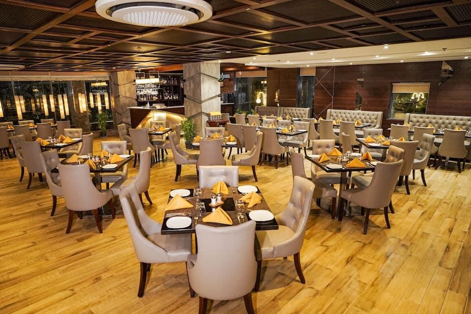 Hotel Saffron Crest Hotel in West Bengal